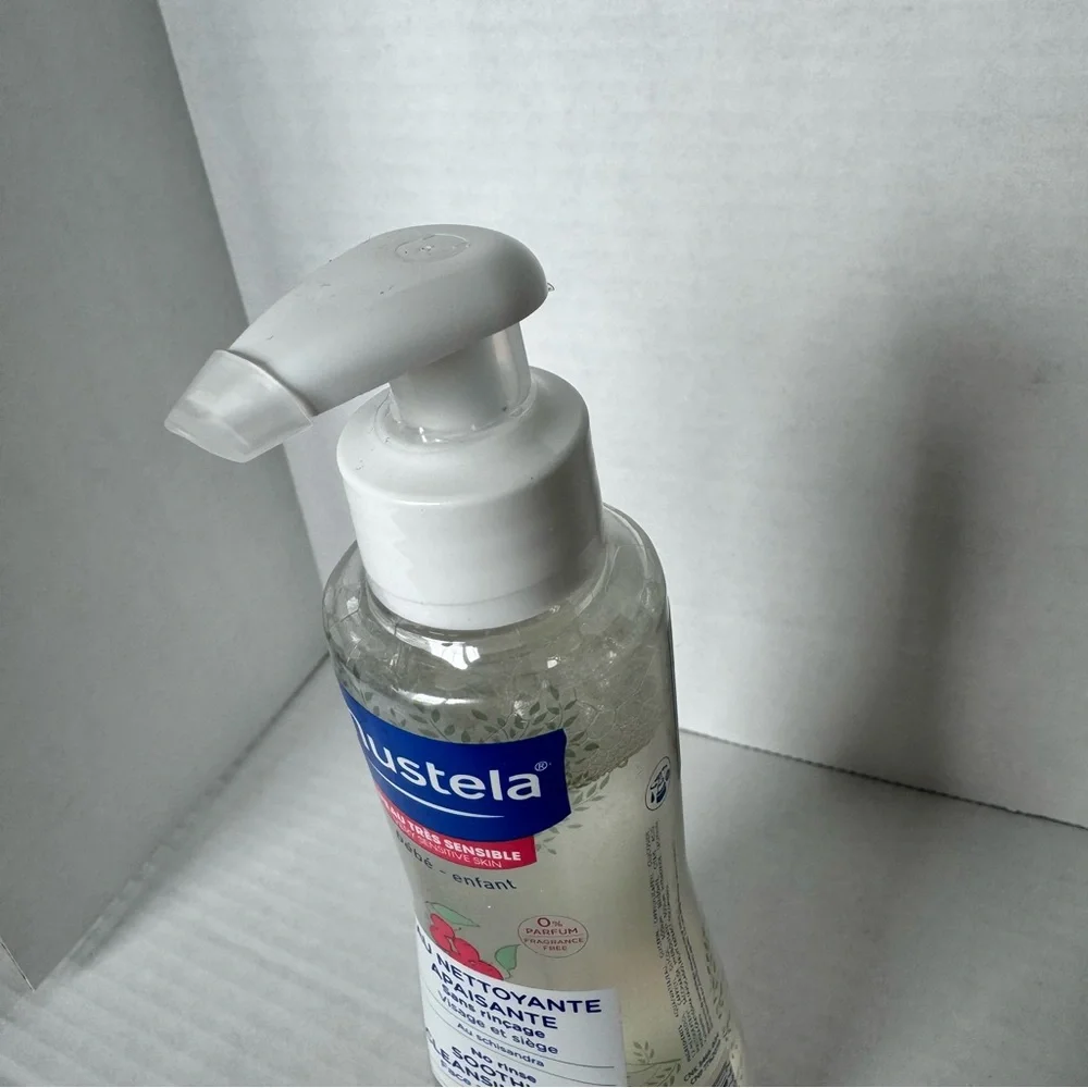 New Mustela No Rinse Soothing Cleansing Water Very Sensitive Skin 10.14 oz Baby - Picture 10 of 13